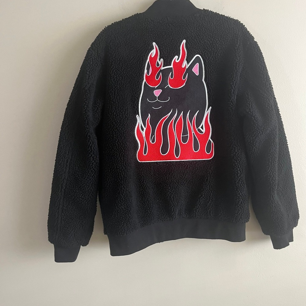 RIPNDIP Nermal Flaming Cat Sherpa Bomber Jacket Black Size M Skate Grunge - Picture 7 of 8